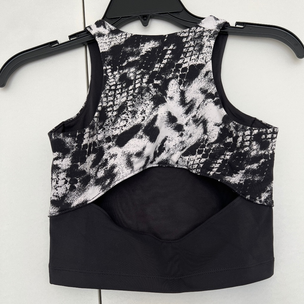 Tank top - Picture 2 of 4